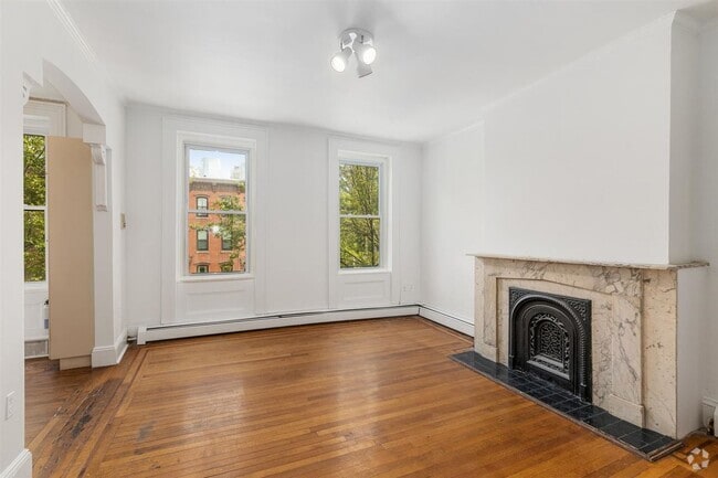 Building Photo - 237 Grove St Unit 2 Rental