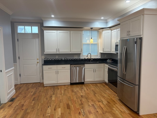 Photo - 110 Hudson St Unit 2