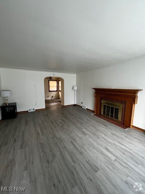 Building Photo - 212 E Midlothian Blvd Rental