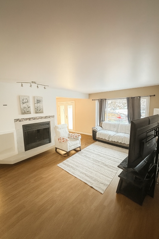 Photo - 1911 Congress Cir Unit B