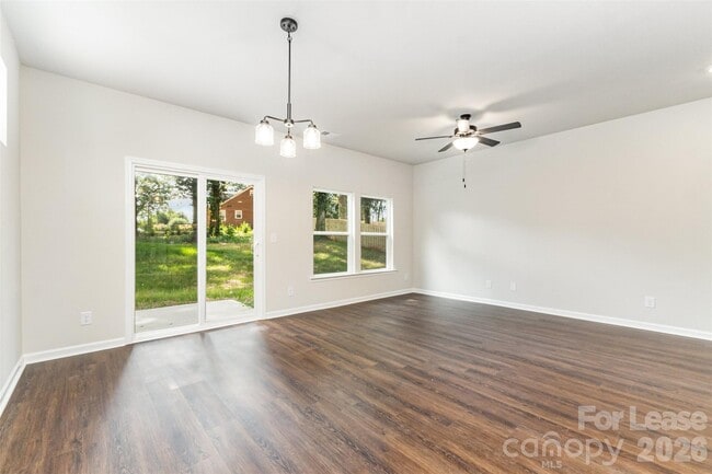 Photo - 3715 Davis Ave