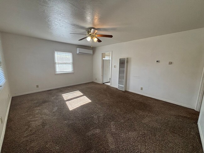 Photo - 5093 Olivewood