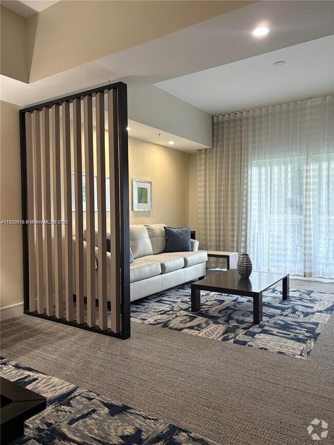 Building Photo - 5300 NW 87th Ave Unit 1007 Rental