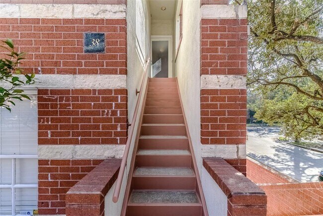 Photo - 4004 Montrose Blvd Condo Unit 38B