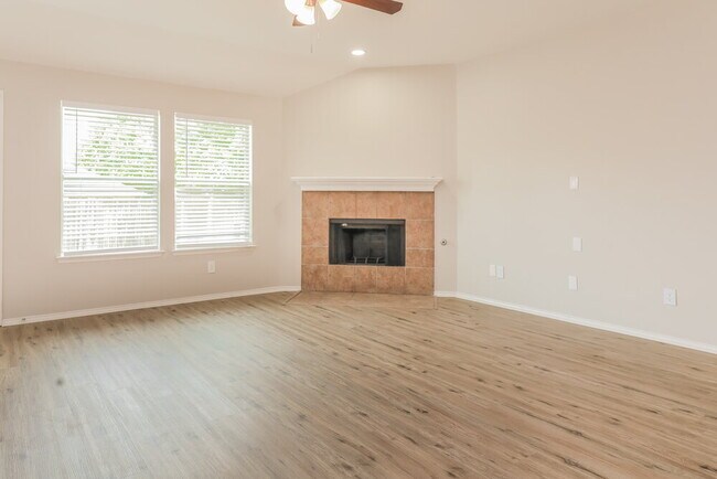 Photo - 2013 Preston Trail