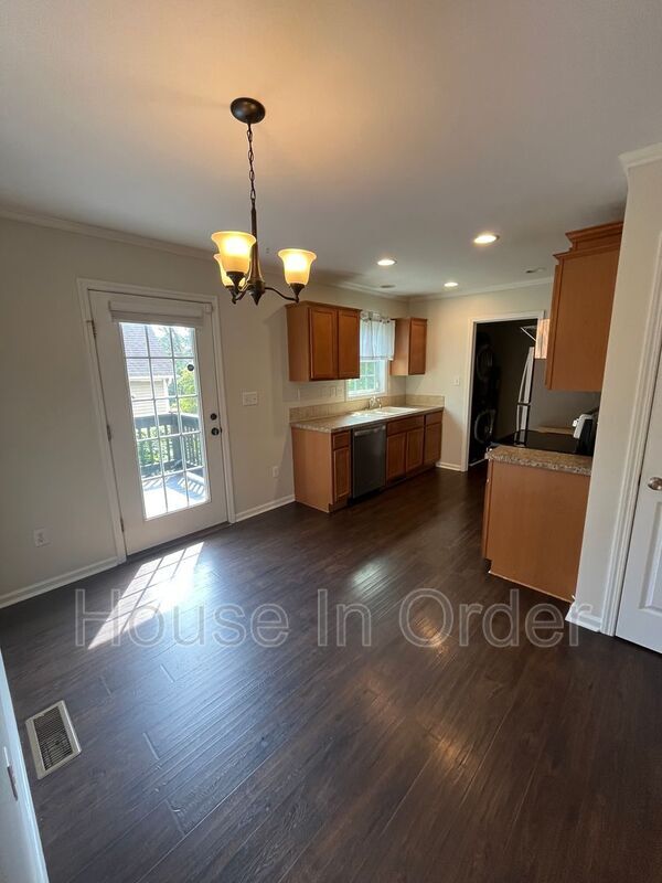 Photo - 11 Walton St