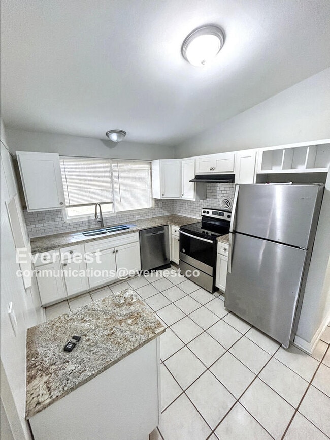 Photo - 1610 Gallant Fox Dr