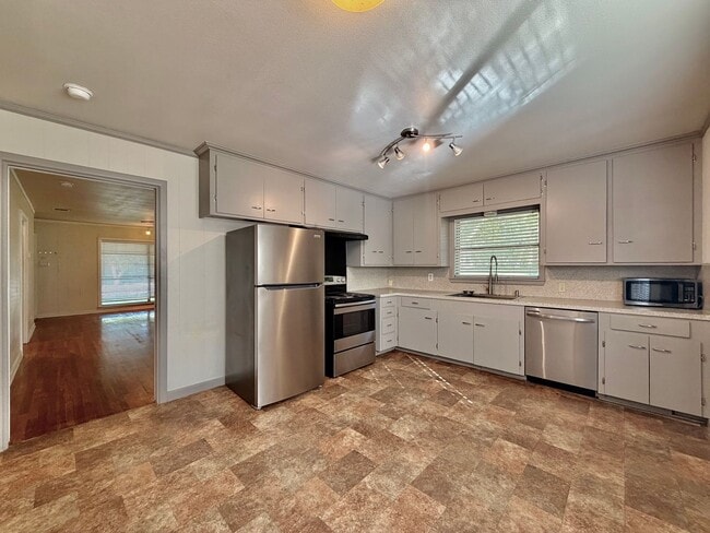 Photo - Unbeatable Location! Walk Across the Street to TXST Campus