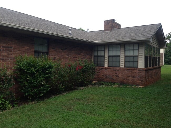 1113 Mountain Breeze Ct