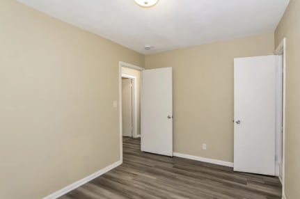 Photo - 4015 5th Ave S