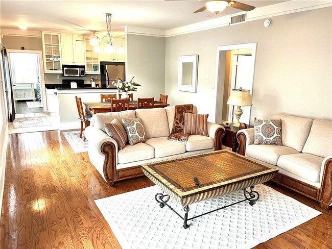 Photo - 122 Shady Brook Cir Unit 100