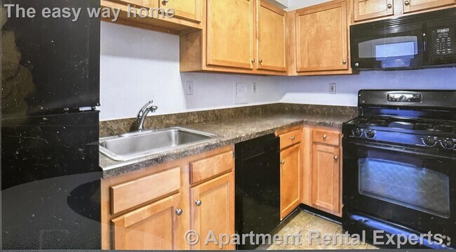 Building Photo - 205-225 Walden St Unit 4FL Rental