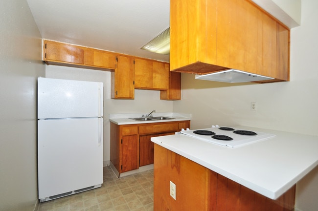 Casa Loma Apartments