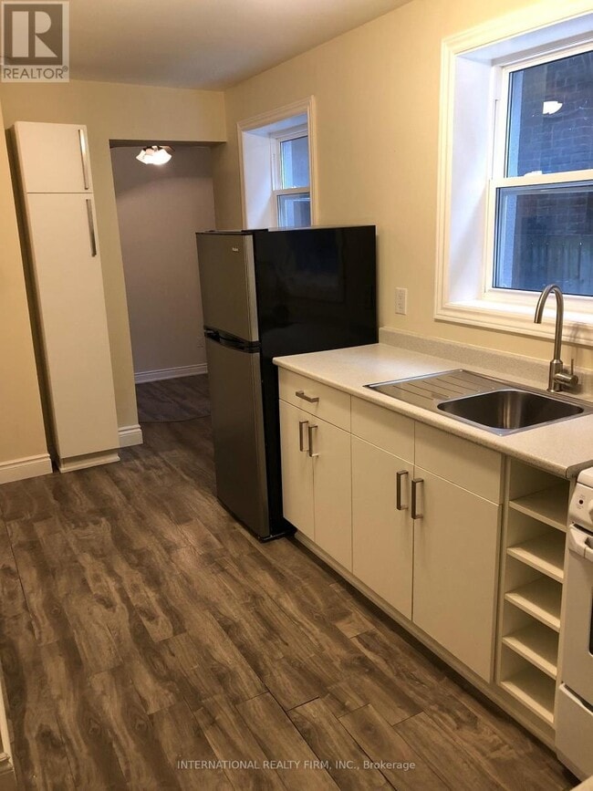 Photo - 276 George St Unit 2