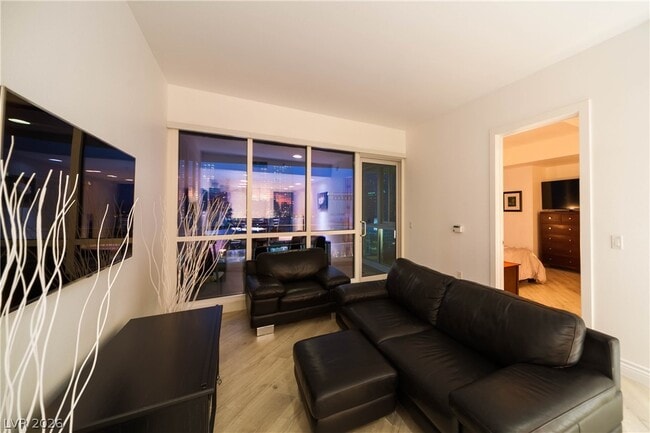 Photo - 4525 Dean Martin Dr Unit 1611