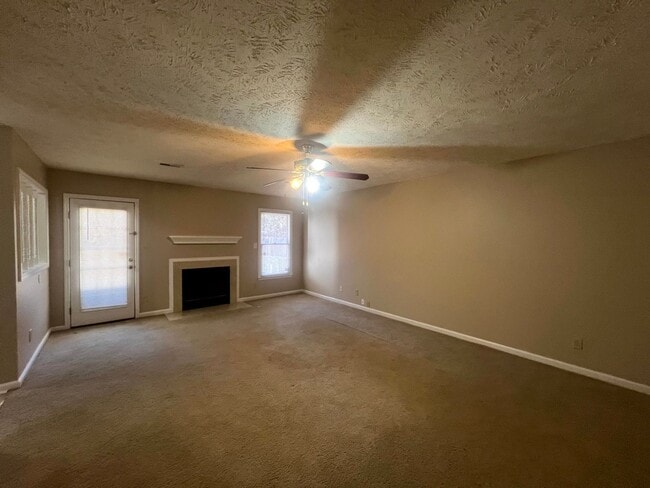 Photo - 2857 Chillingworth Dr