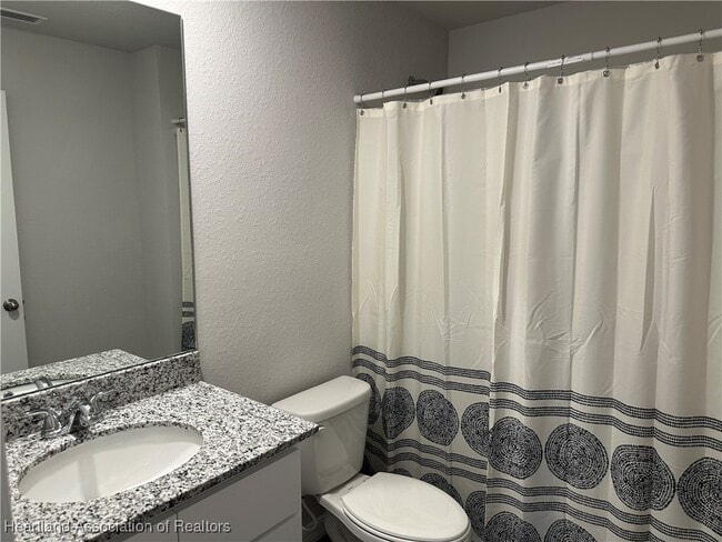 Photo - 1825 Grand Ridge St