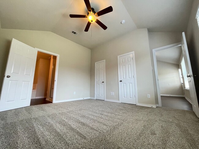 Photo - PRICE REDUCED!!! Denton County but Northwe...