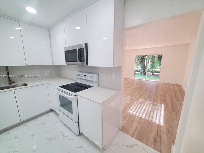 Photo - 9203 NW 38th Dr Unit 2
