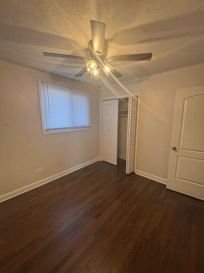 Photo - 14311 Woodlawn Ave