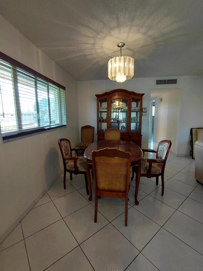 Photo - 5300 Washington St Unit D301