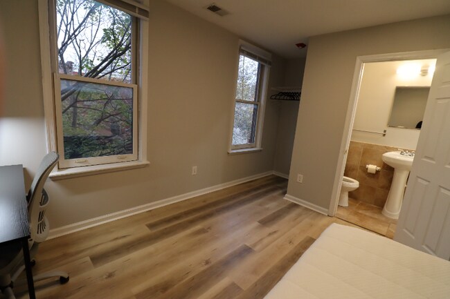 Photo - 1726 W Diamond St