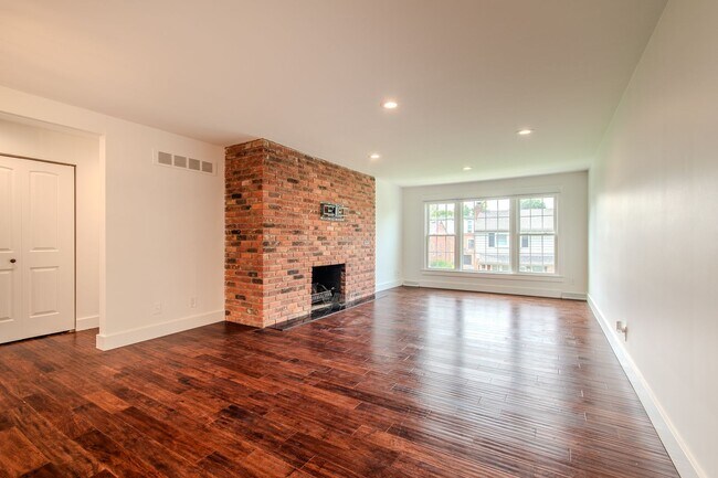 551 N Old Woodward Ave Unit 1