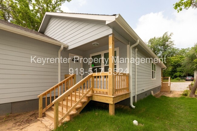 Photo - 4 Bedroom 2 Bath + Updated