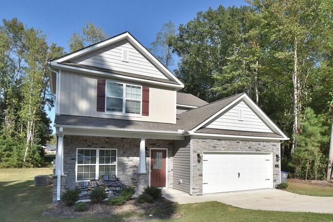 Building Photo - 163 Rosemount