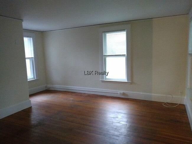 Photo - 68 Green St