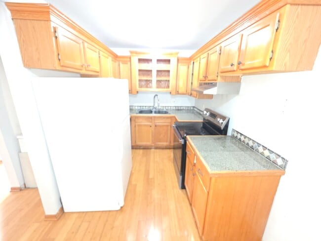 Photo - 2800 Light Road