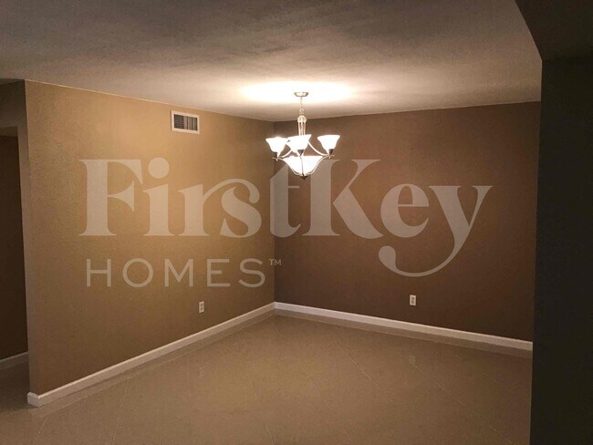 Photo - 6025 W Evans Dr