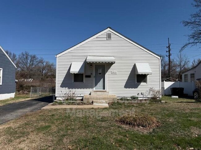 Building Photo - 8015 Aline Ave