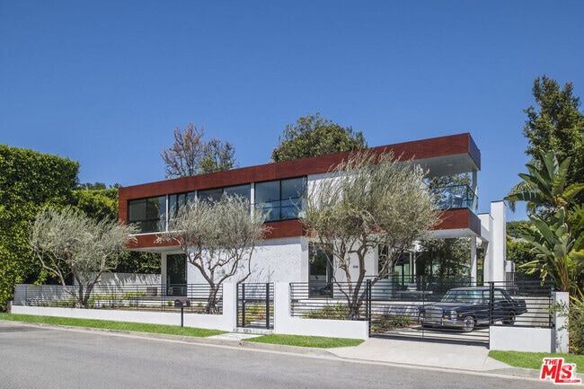 Building Photo - 1729 Angelo Dr Rental