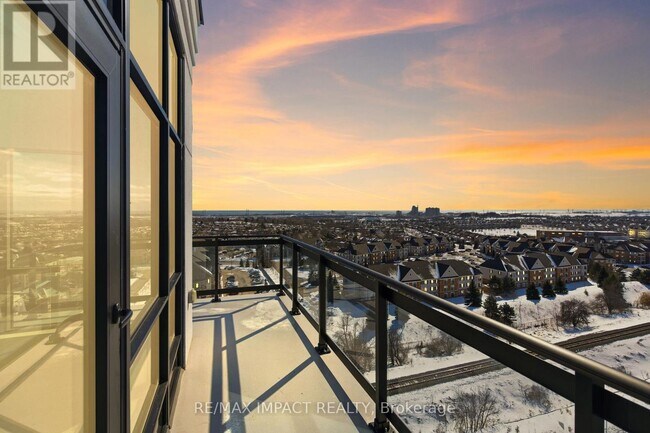 Photo - 55 Clarington Blvd