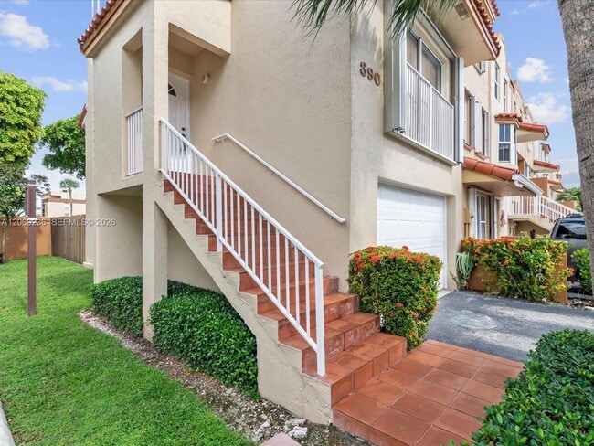 Photo - 390 NW 86th Pl