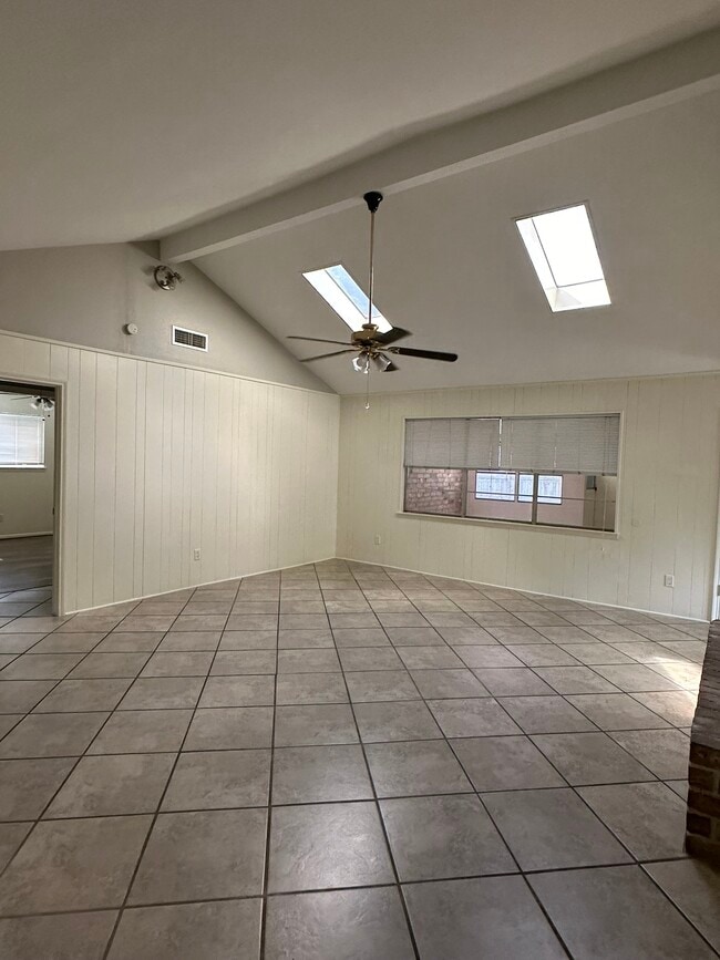 Photo - 11702 Brighton Ln