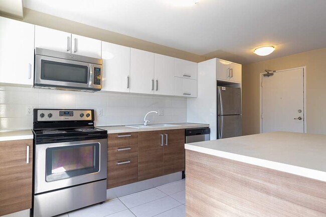 Photo - 99 Church St