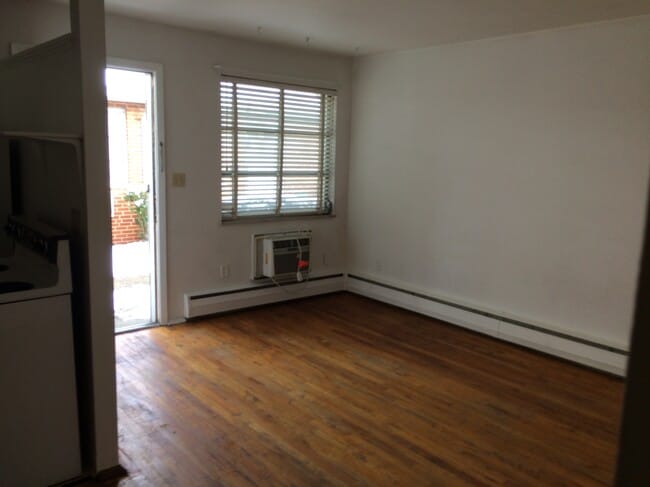 Photo - 512 Olden Ave Unidad 3