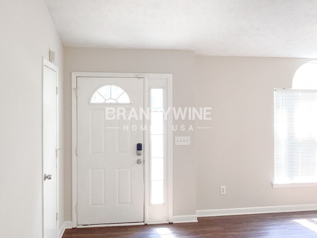 Photo - 4392 Westchester Ct