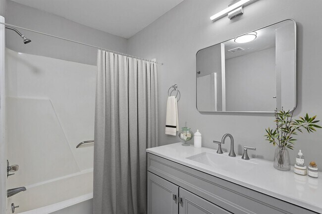 Photo - Beautiful Townhouse Near Downtown Clayton
