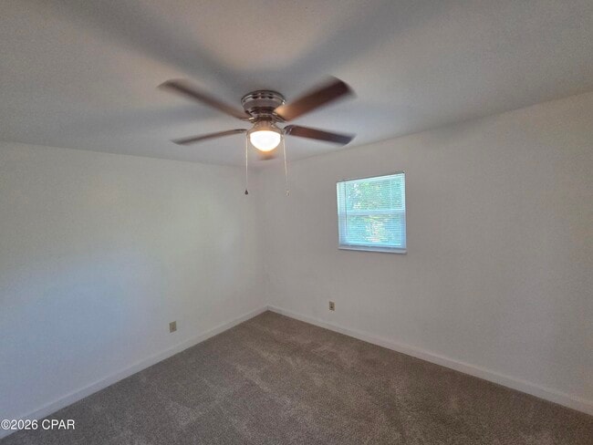 Photo - 6332 Omoko St