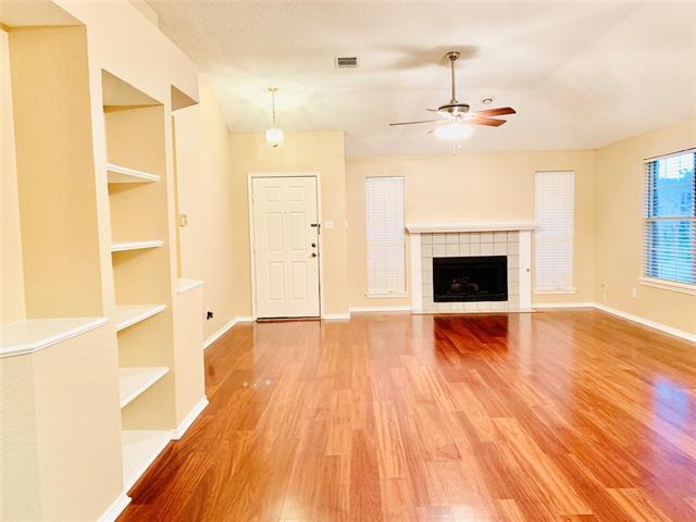 Photo - 2921 Lake Valley Dr