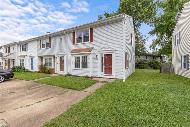 Photo - 2008 Fawnwood Common