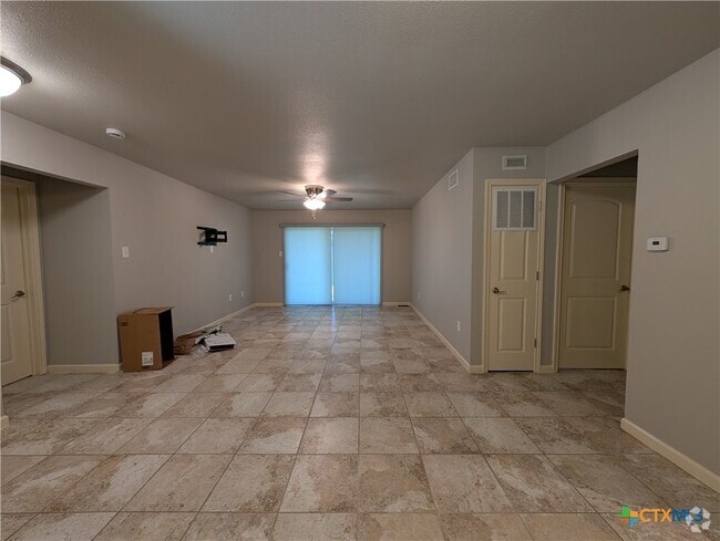 Building Photo - 551 Terminal Loop Rd Unit D5 Rental
