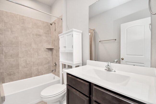 Photo - 13967 Leigh Lake Ln