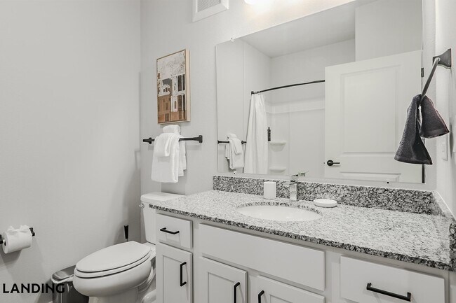 Photo - 1650 Harris Hill Rd Unidad 08-8202