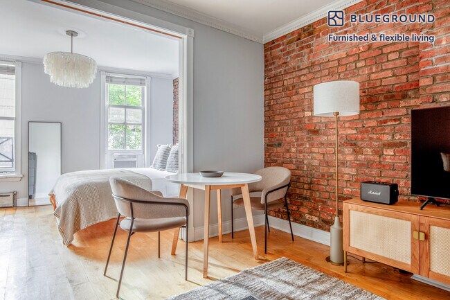 120 Christopher St Unit SI FL2-ID1447