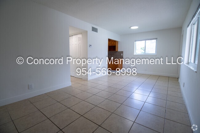 Building Photo - Ask About our Summer Special! Poolside 2 B... Rental