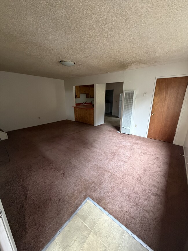 Photo - 1015 Glen Rd